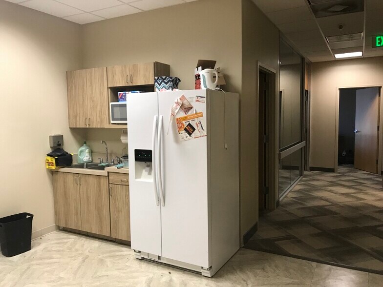 More Photos Of 6840 Peachtree Industrial Blvd, Atlanta Medical For Lease