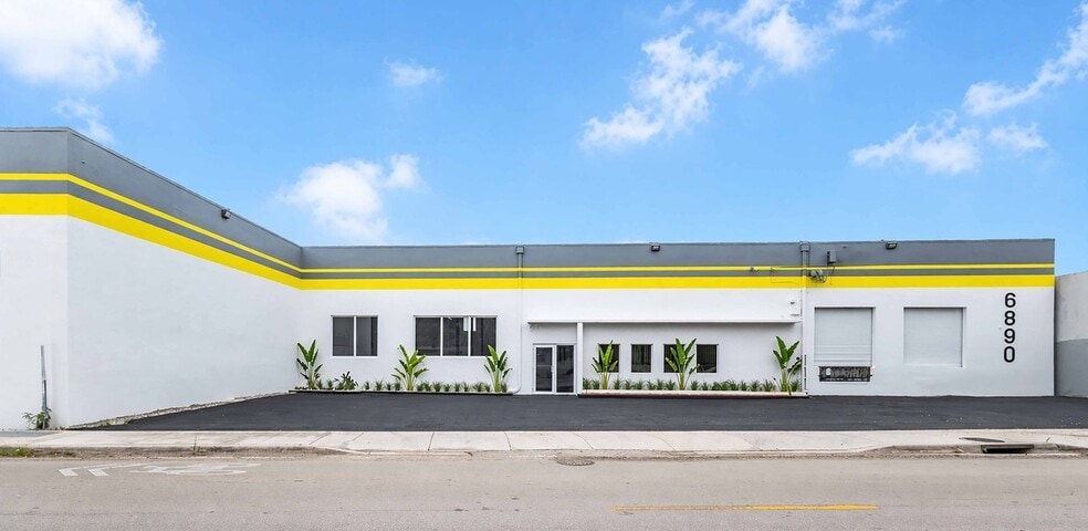 Primary Photo Of 6800-6890 NE 4th Ct, Miami Light Distribution For Lease