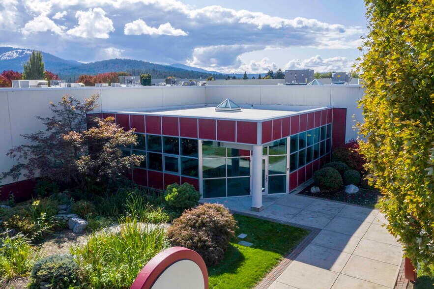 Primary Photo Of 510 S Clearwater Loop, Post Falls Office For Lease