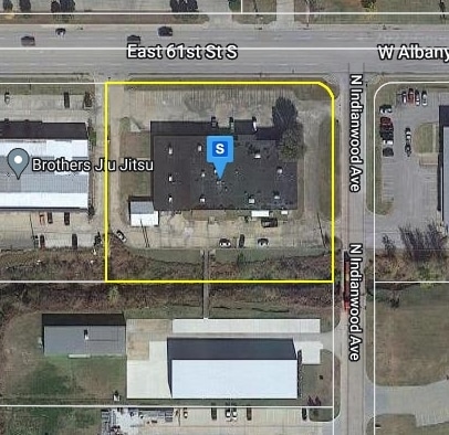 More Photos Of 3061 W Albany St, Broken Arrow Distribution For Sale