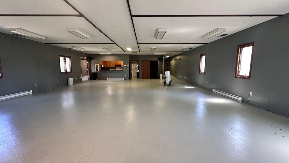 More Photos Of 7300 Nieman Rd, Shawnee Specialty For Sale