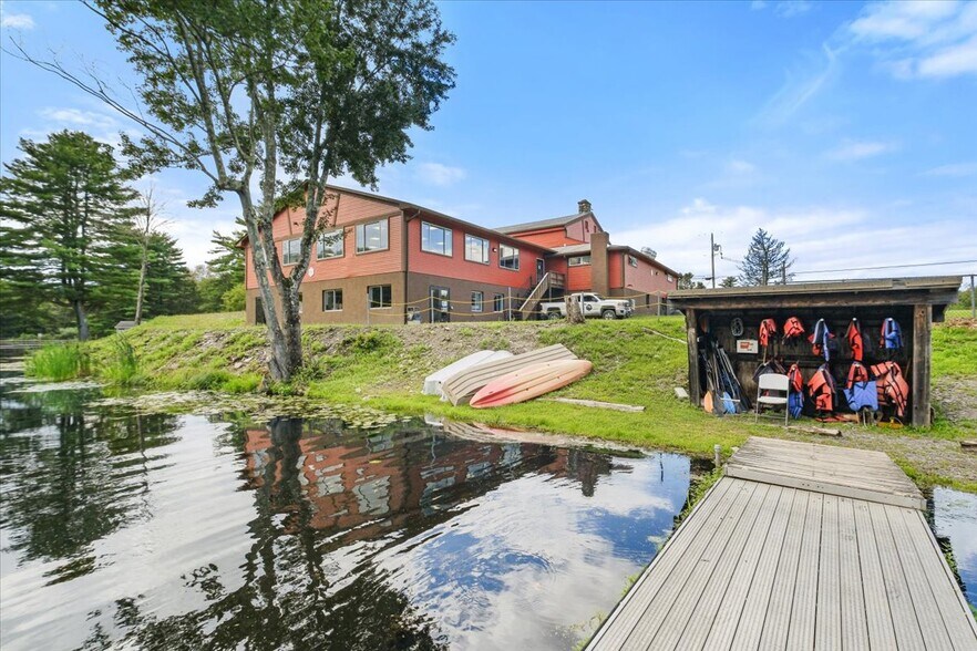 More Photos Of 64 White Dr, Milan Specialty For Sale