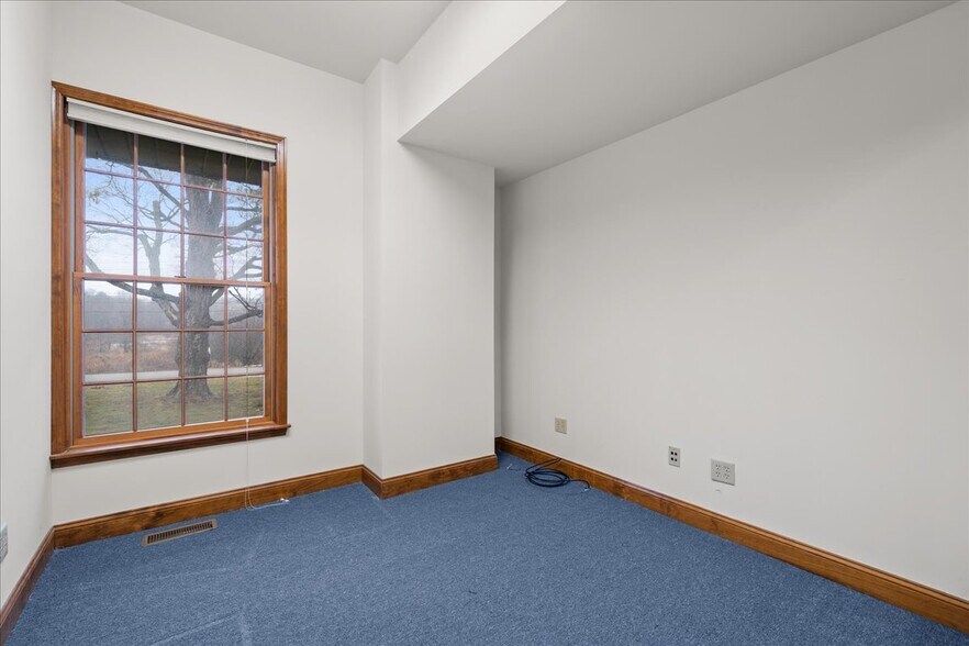 More Photos Of 100 Egbertson Rd, Campbell Hall Loft Creative Space For Lease