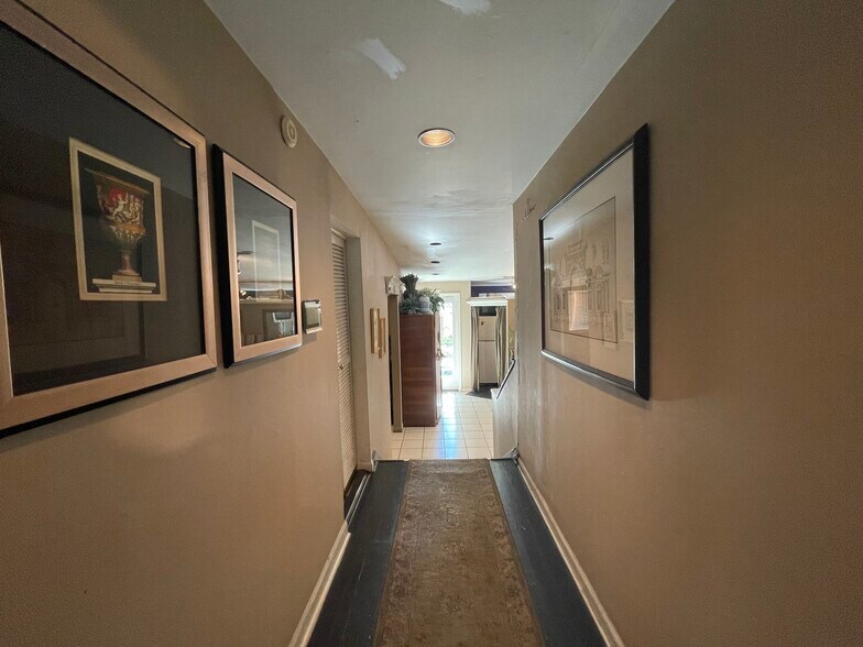 More Photos Of 4 Beck St NW, Atlanta Storefront Retail Office For Sale