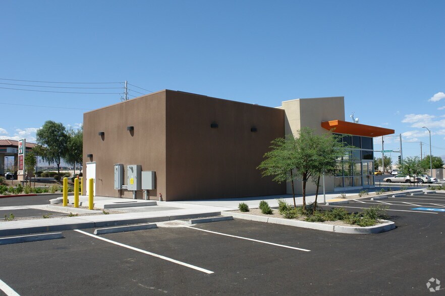More Photos Of 2893 W Lake Mead Blvd, North Las Vegas Freestanding For Lease