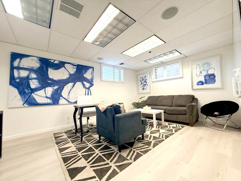 More Photos Of 6635 S Dayton St, Greenwood Village Office Residential For Sale