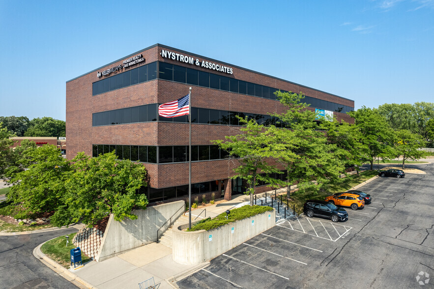 Primary Photo Of 13100 Wayzata Blvd, Minnetonka Office For Lease