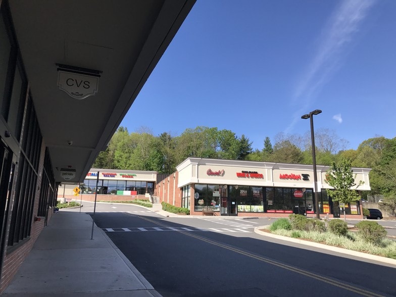 More Photos Of 1868-1924 Pleasantville Rd, Briarcliff Manor Village Unknown For Lease