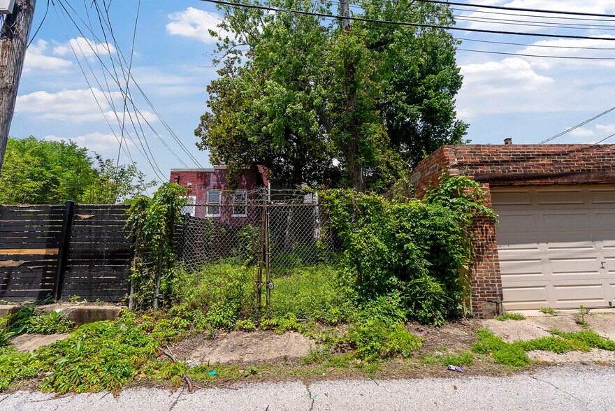 More Photos Of 1433 W Lombard St, Baltimore Multifamily For Sale