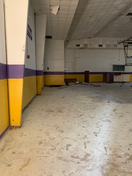More Photos Of 2425 N Hiawassee Rd, Orlando Religious Facility For Sale