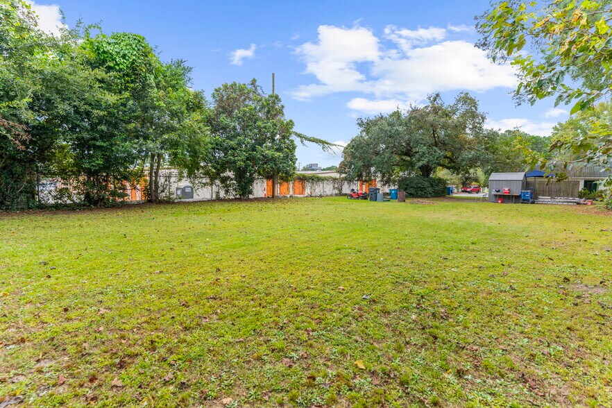 More Photos Of 4326 Leslie St, North Charleston Assisted Living For Sale