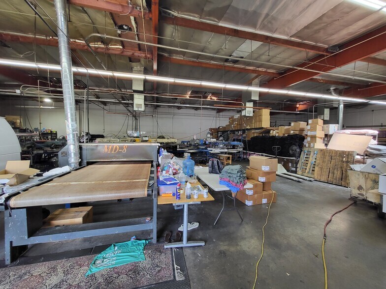 More Photos Of 1520 E Adams Blvd, Los Angeles Warehouse For Sale