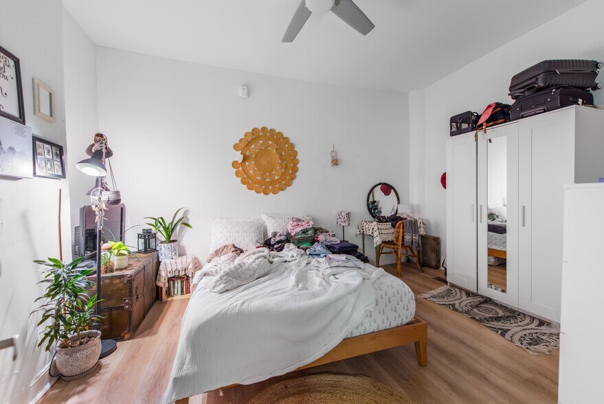 More Photos Of 129-131 W Susquehanna Ave, Philadelphia Apartments For Sale