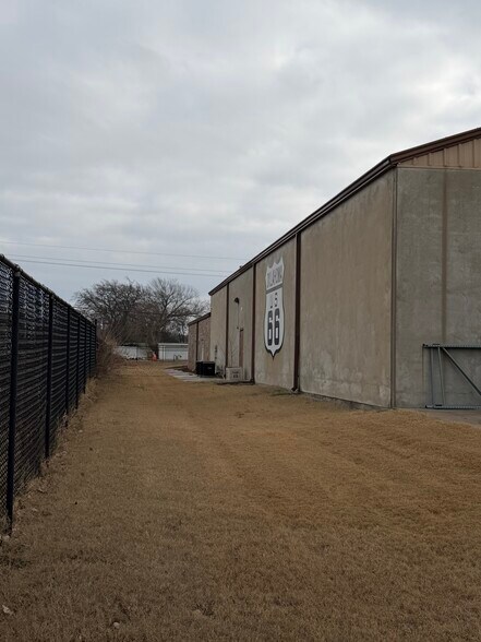 More Photos Of 1116 S 129th East Ave, Tulsa Warehouse For Sale