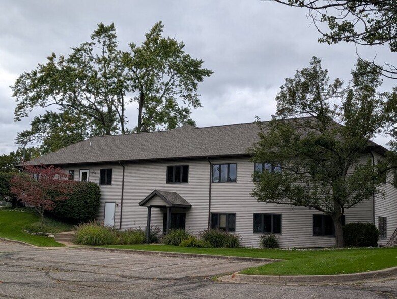 More Photos Of 5217 Lovers Ln, Portage Office For Sale