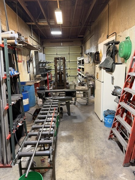 More Photos Of 2800 E 2nd St, Newberg Self Storage For Sale