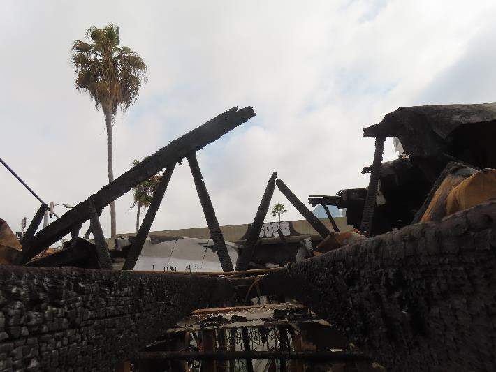 More Photos Of 337 N Fairfax Ave, Los Angeles Storefront For Sale