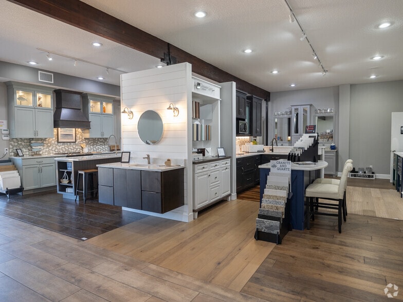 More Photos Of 619 Cassat Ave, Jacksonville Warehouse For Sale