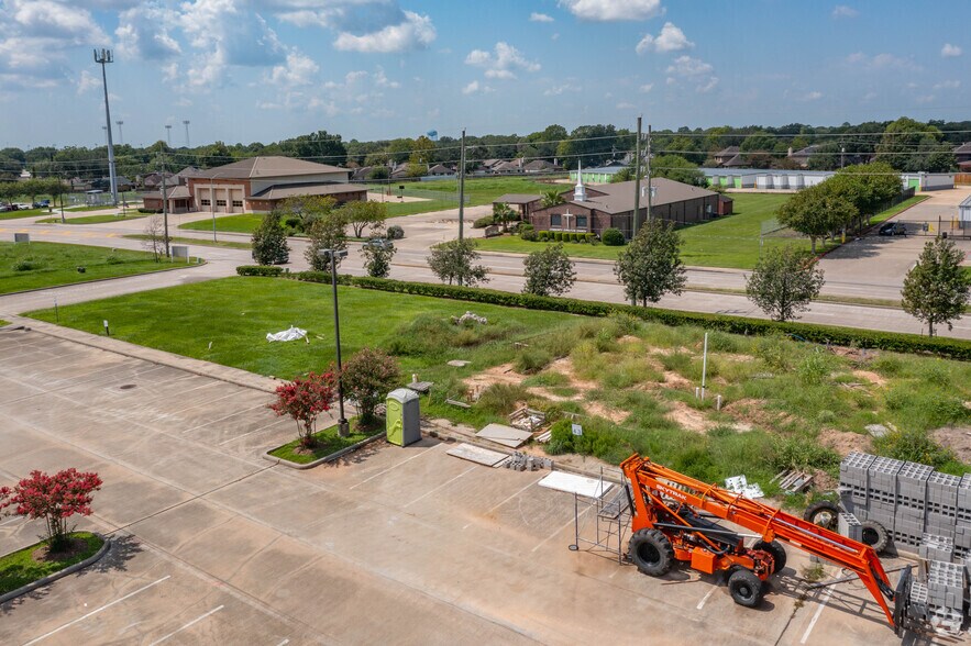 More Photos Of 5222-5226 Reading Way, Rosenberg Medical For Sale