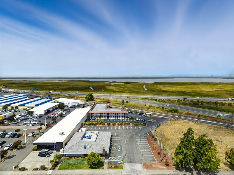 More Photos Of 4355 Sonoma Blvd, Vallejo Restaurant For Sale