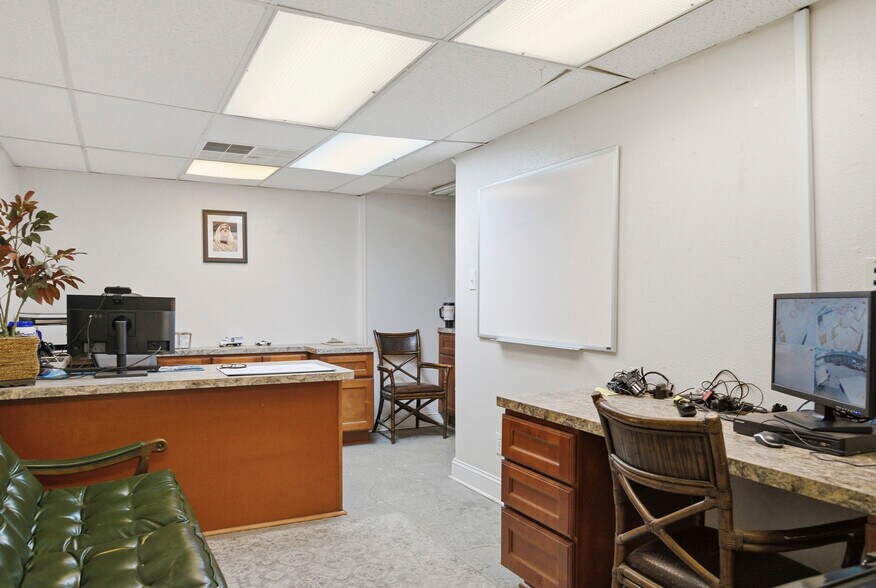 More Photos Of 2321 Hope Mills Rd, Fayetteville Unknown For Lease