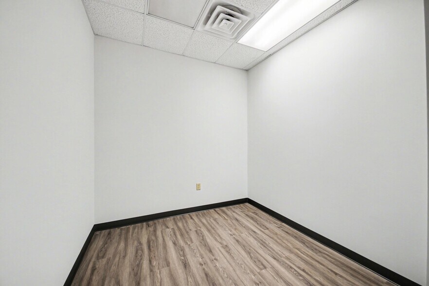 More Photos Of 4414 Lafayette Blvd, Fredericksburg Loft Creative Space For Lease