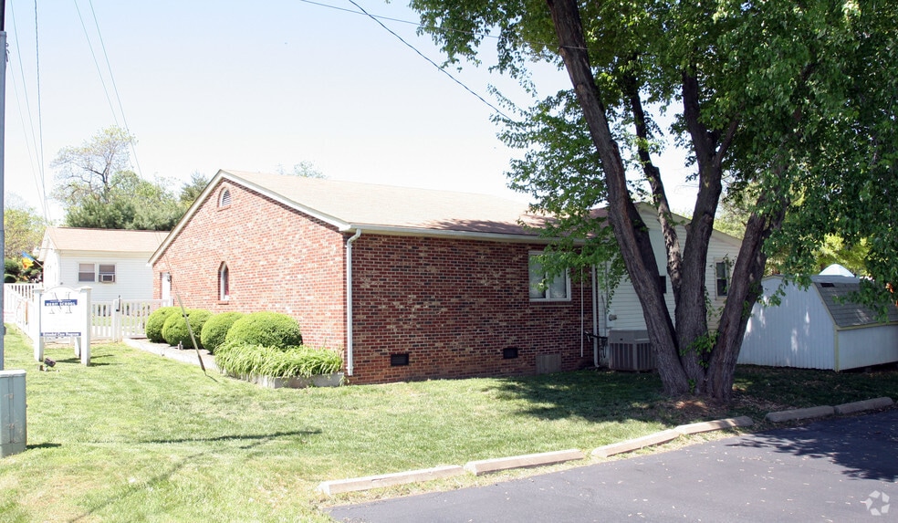 More Photos Of 664 Garrisonville Rd, Stafford Daycare Center For Sale
