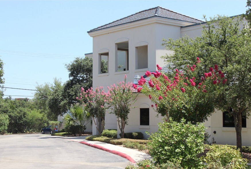 More Photos Of 116 Gallery Cir, San Antonio Medical For Lease