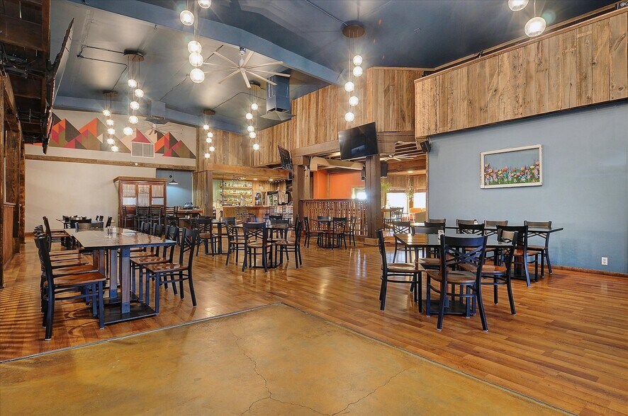 More Photos Of 720 E 50 Hwy, Salida Restaurant For Sale