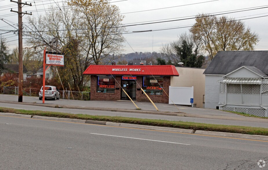 Primary Photo Of 2313 7th Ave, Charleston Freestanding For Lease