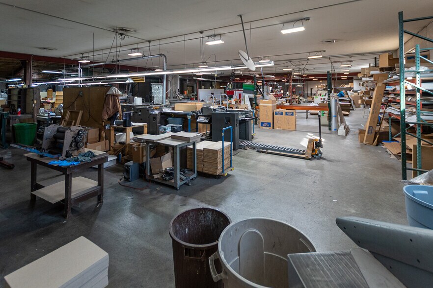 More Photos Of 1 Victor Way, Sharon Warehouse For Sale