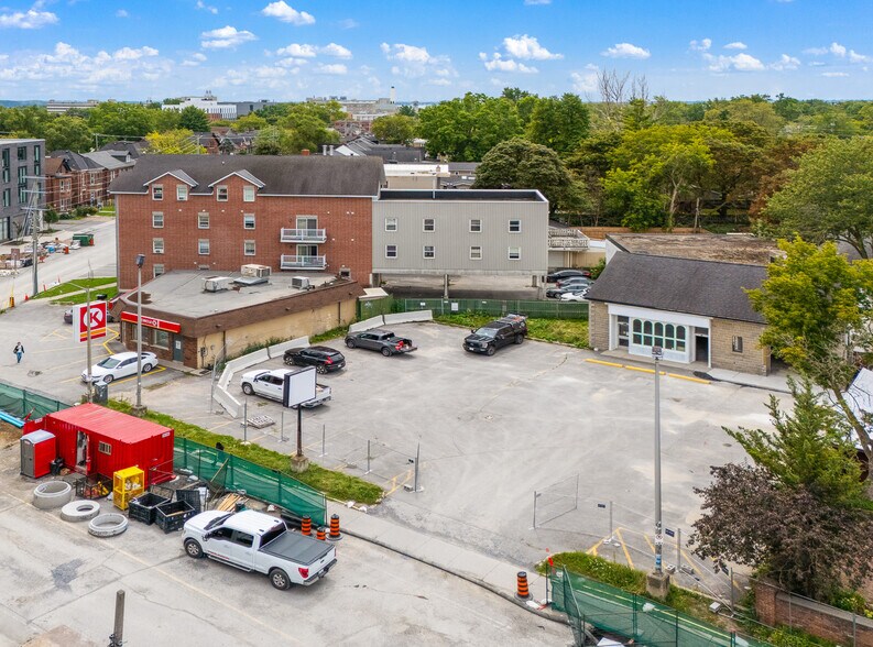More Photos Of , Kingston General Retail For Sale
