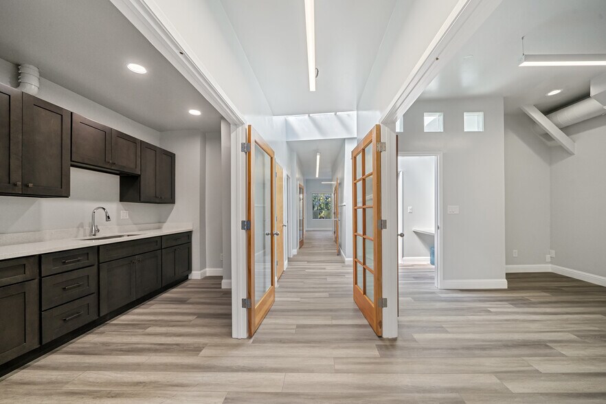 More Photos Of 443 Tehama St, San Francisco Loft Creative Space For Sale
