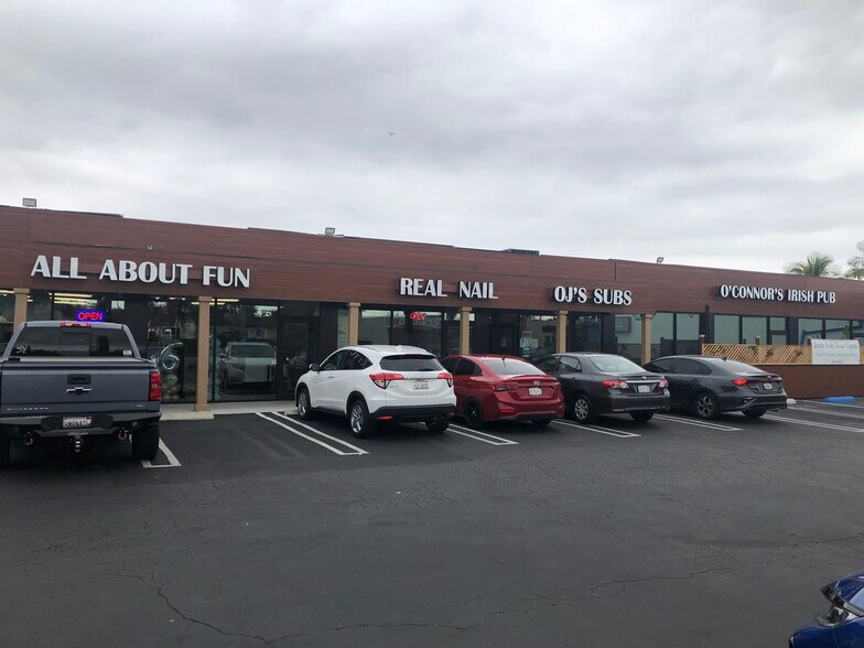 More Photos Of 4130-4146 Paramount Blvd, Lakewood Storefront For Lease