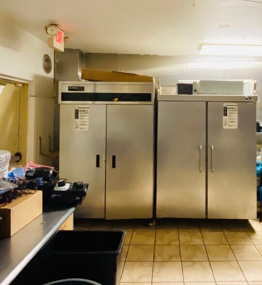 More Photos Of 2512 E Carson St, Pittsburgh Bar For Sale