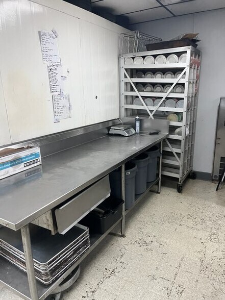 More Photos Of 41701-41911 Garfield Rd, Clinton Township Freestanding For Sale