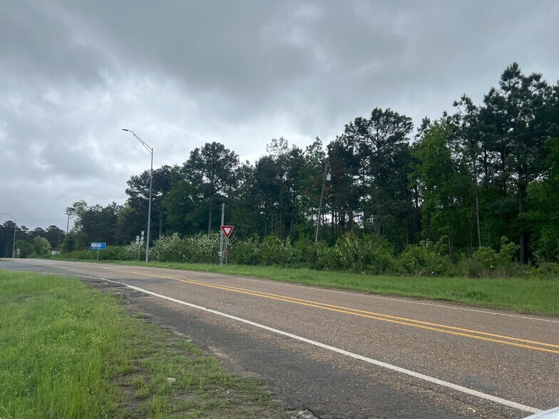 More Photos Of 2075 Frontage Road, Waskom Land For Sale