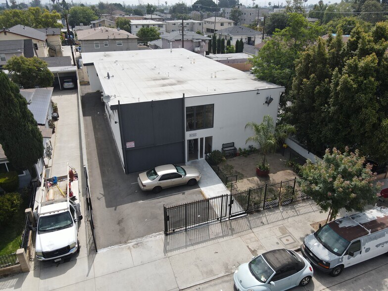 More Photos Of 6722 Troost Ave, North Hollywood Apartments For Sale
