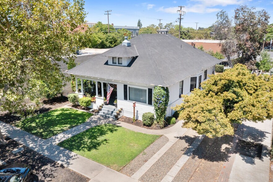 More Photos Of 411 Crane Ave, Turlock Office For Sale