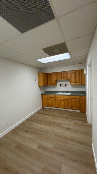 More Photos Of 1539 Parental Home Rd, Jacksonville Medical For Lease
