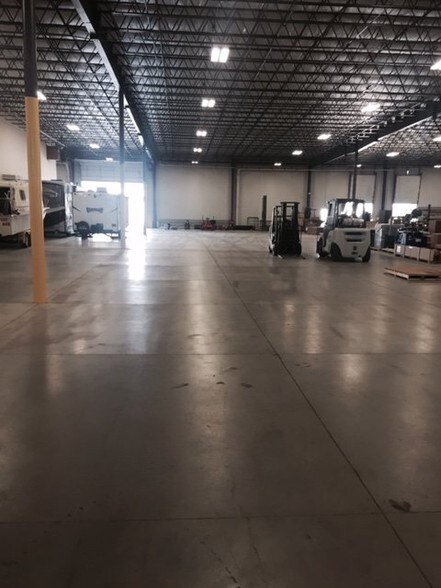 More Photos Of 4849 Barden Ct SE, Kentwood Manufacturing For Lease