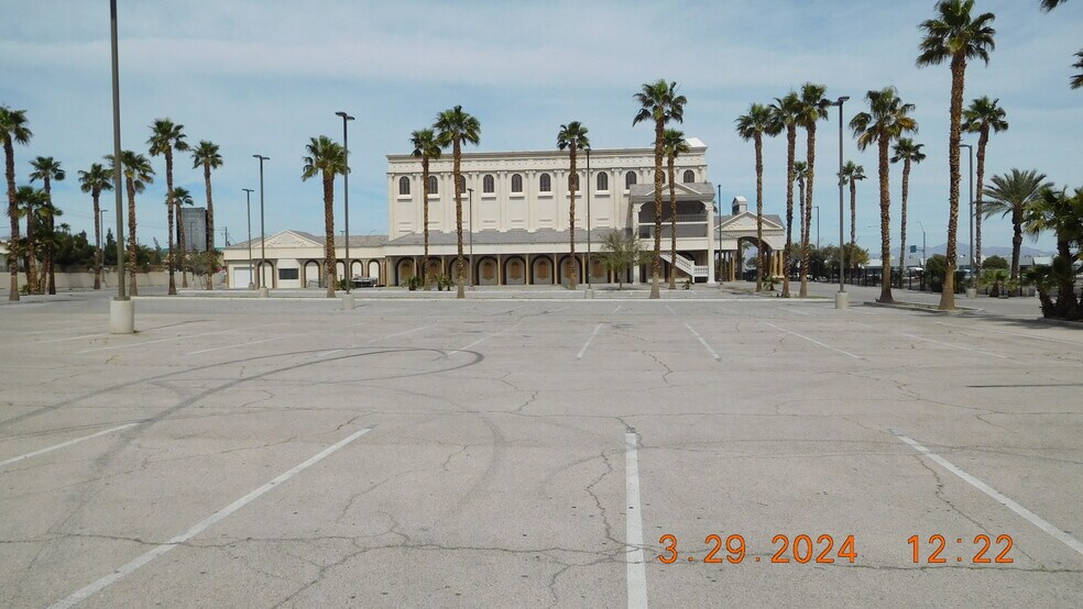 More Photos Of 3355 Procyon St, Las Vegas General Retail For Sale