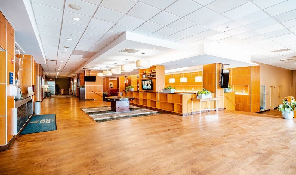 More Photos Of 8500 Annapolis Rd, New Carrollton Hotel For Sale