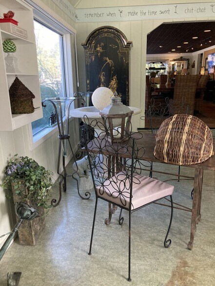More Photos Of 1241 Dixie Hwy, Rossford Garden Center For Sale