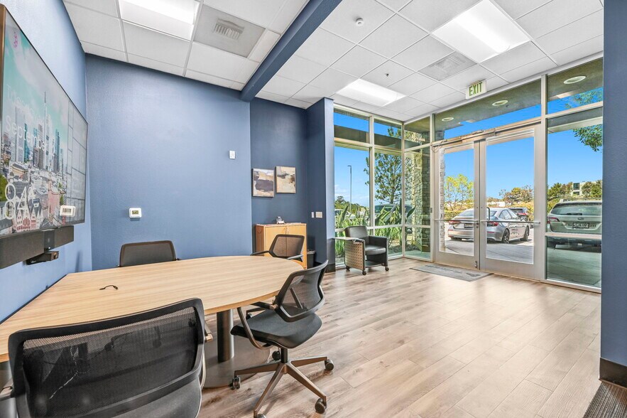 More Photos Of 3164 Lionshead Ave, Carlsbad Office For Sale