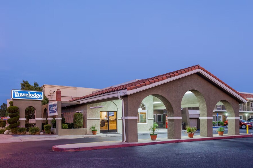More Photos Of 2625 W Florida Ave, Hemet Hotel For Sale