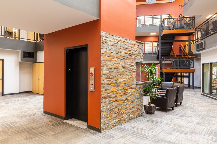 More Photos Of 7180 E Orchard Rd, Centennial Medical For Lease