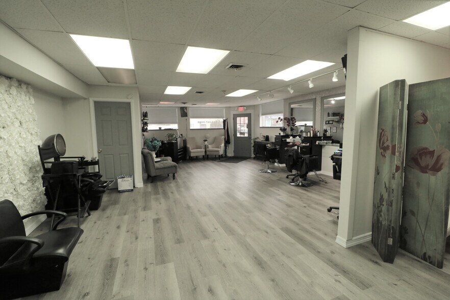 More Photos Of 421-423 Lakeview Ave, Clifton Storefront Retail Residential For Sale