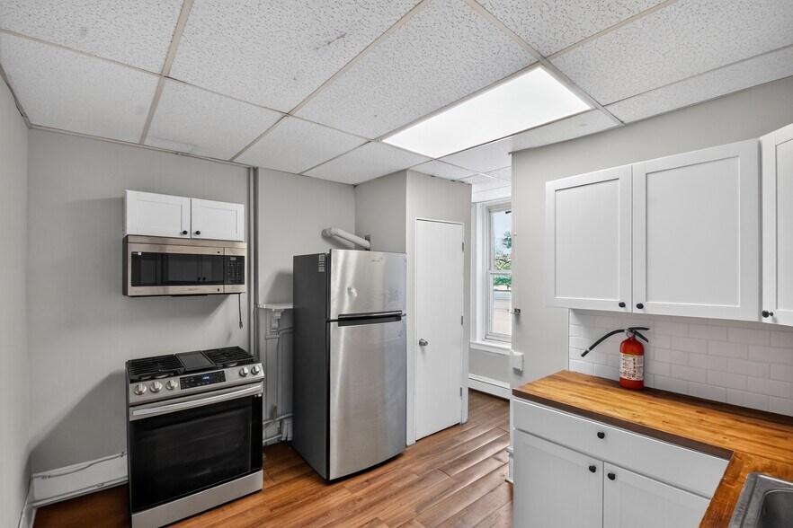 More Photos Of 261 French St, New Brunswick Apartments For Sale
