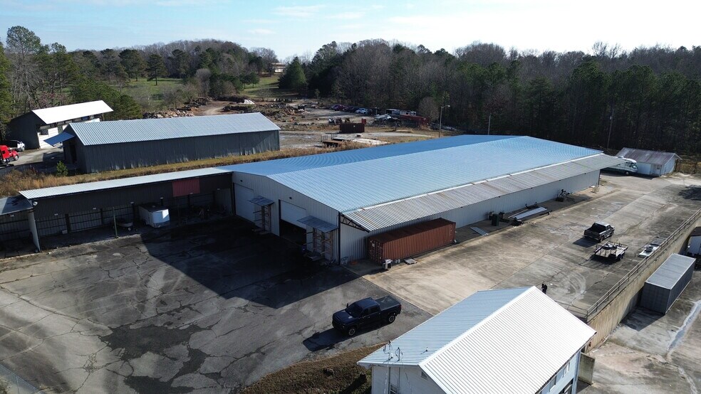 More Photos Of 5711 Highway 53 E, Dawsonville Warehouse For Lease